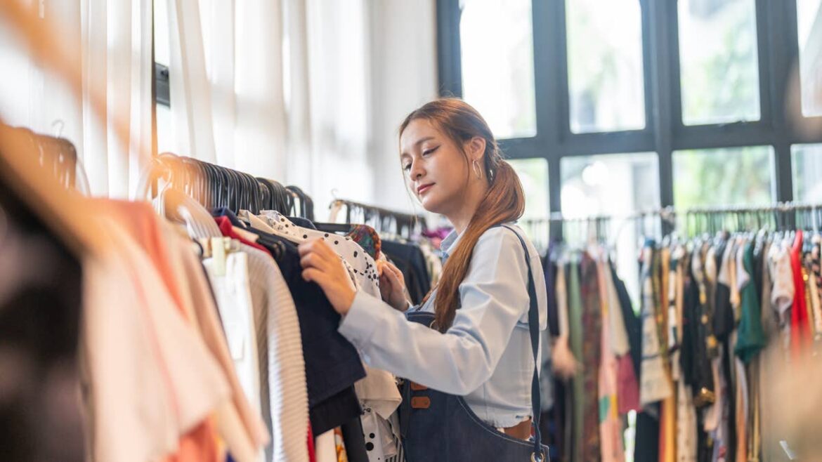 17-year-old fashion retailer closing all stores